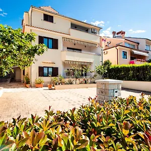 apartments-milena-rovinj-52210-2.in-istria.net/