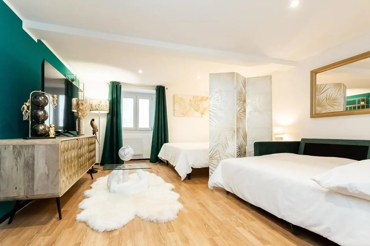Suite Pieno Centro - 5 Min Acquario Genoa Apartment